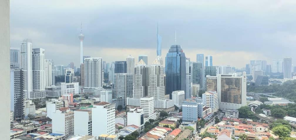 Chambers Luxury By Cozy Apartemen Kuala Lumpur