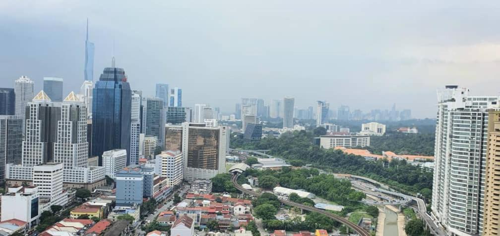 Chambers Luxury By Cozy Apartemen *